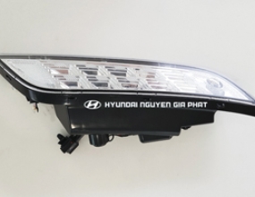 ĐÈN NÓC XE UNIVERSE