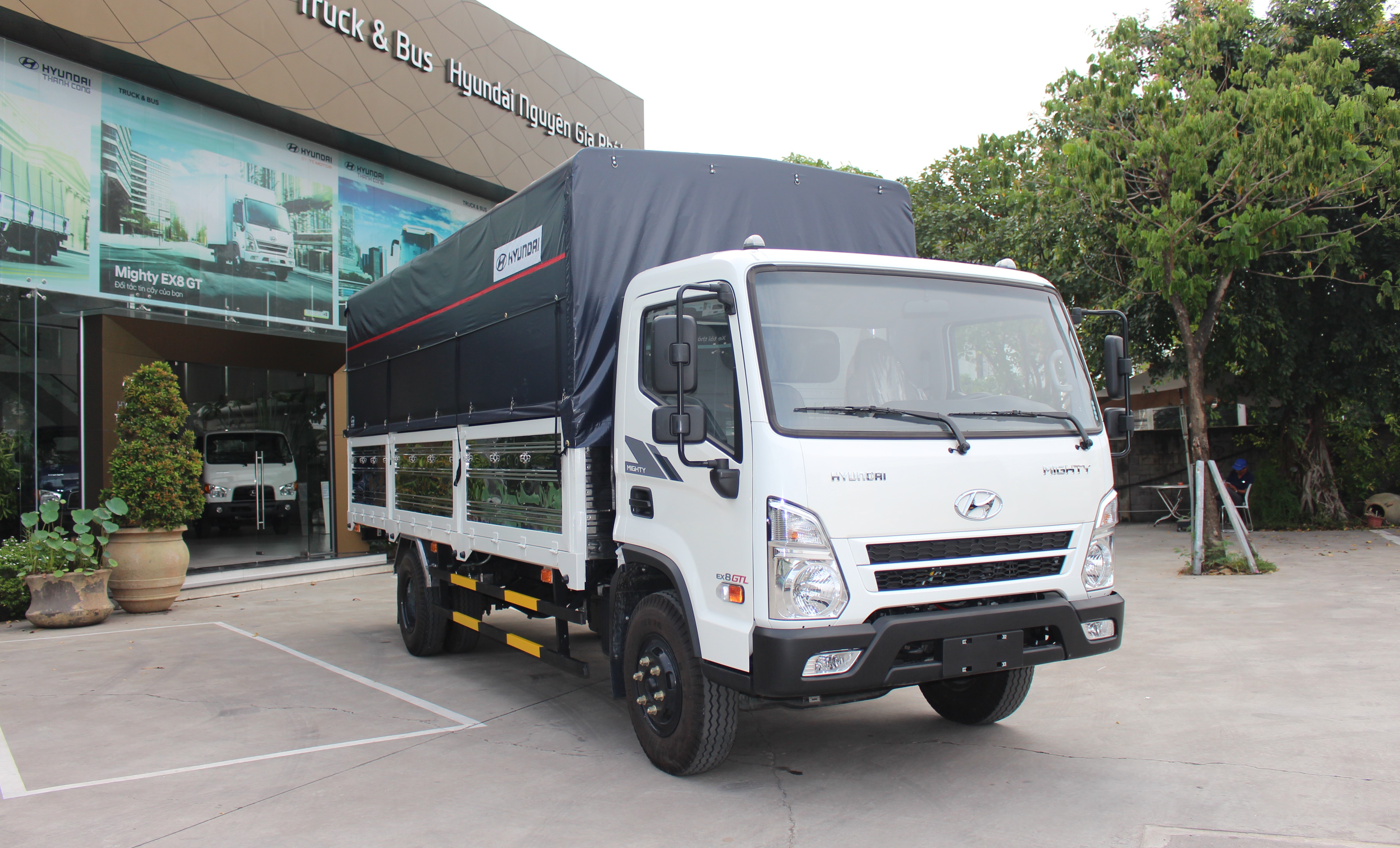 Hyundai Ex8 GT - Tải 7 Tấn - Bản Tiêu Chuẩn, Thiết Kế Mới