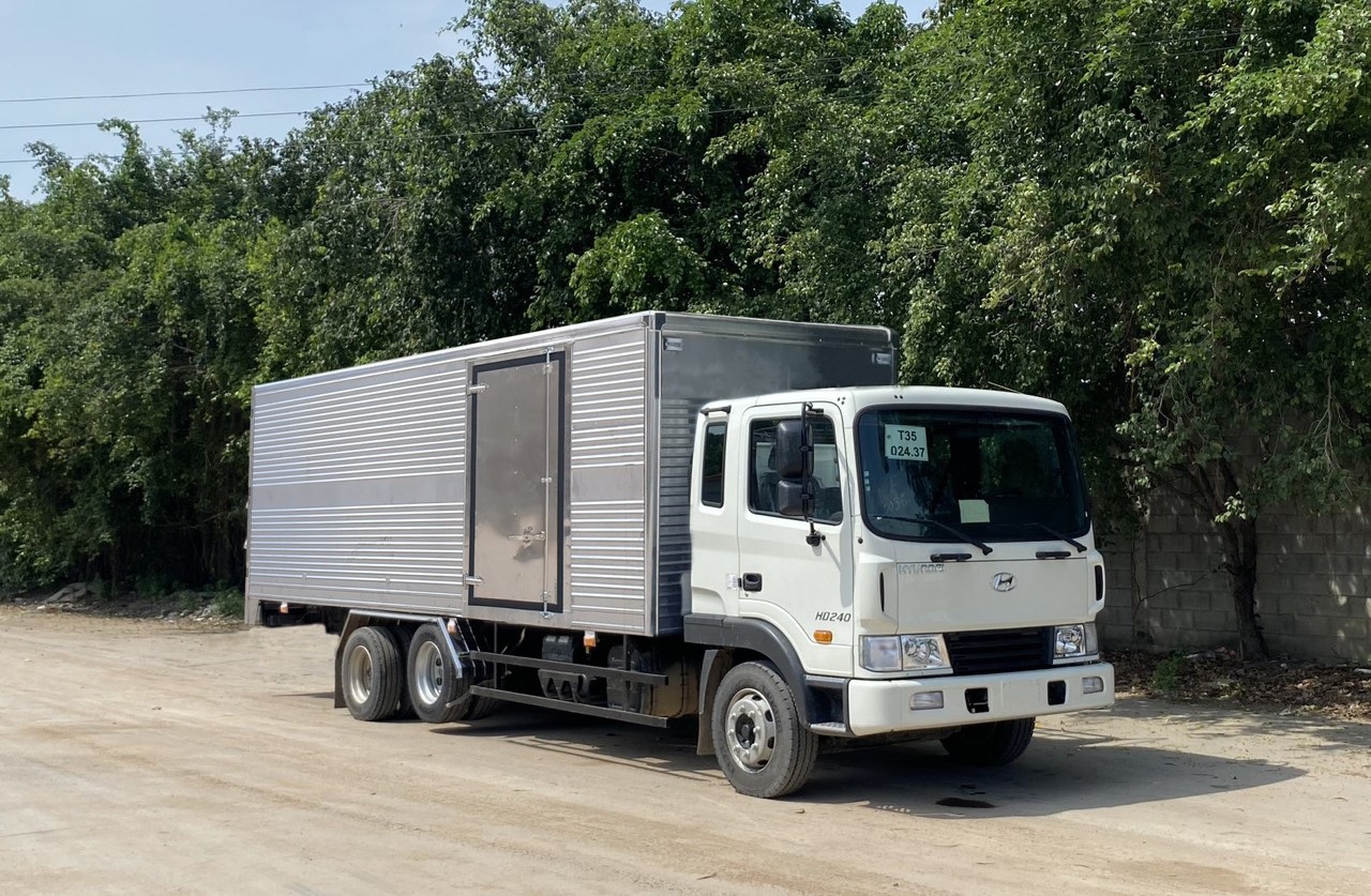 HD240 - 16 TẤN 3 CHÂN