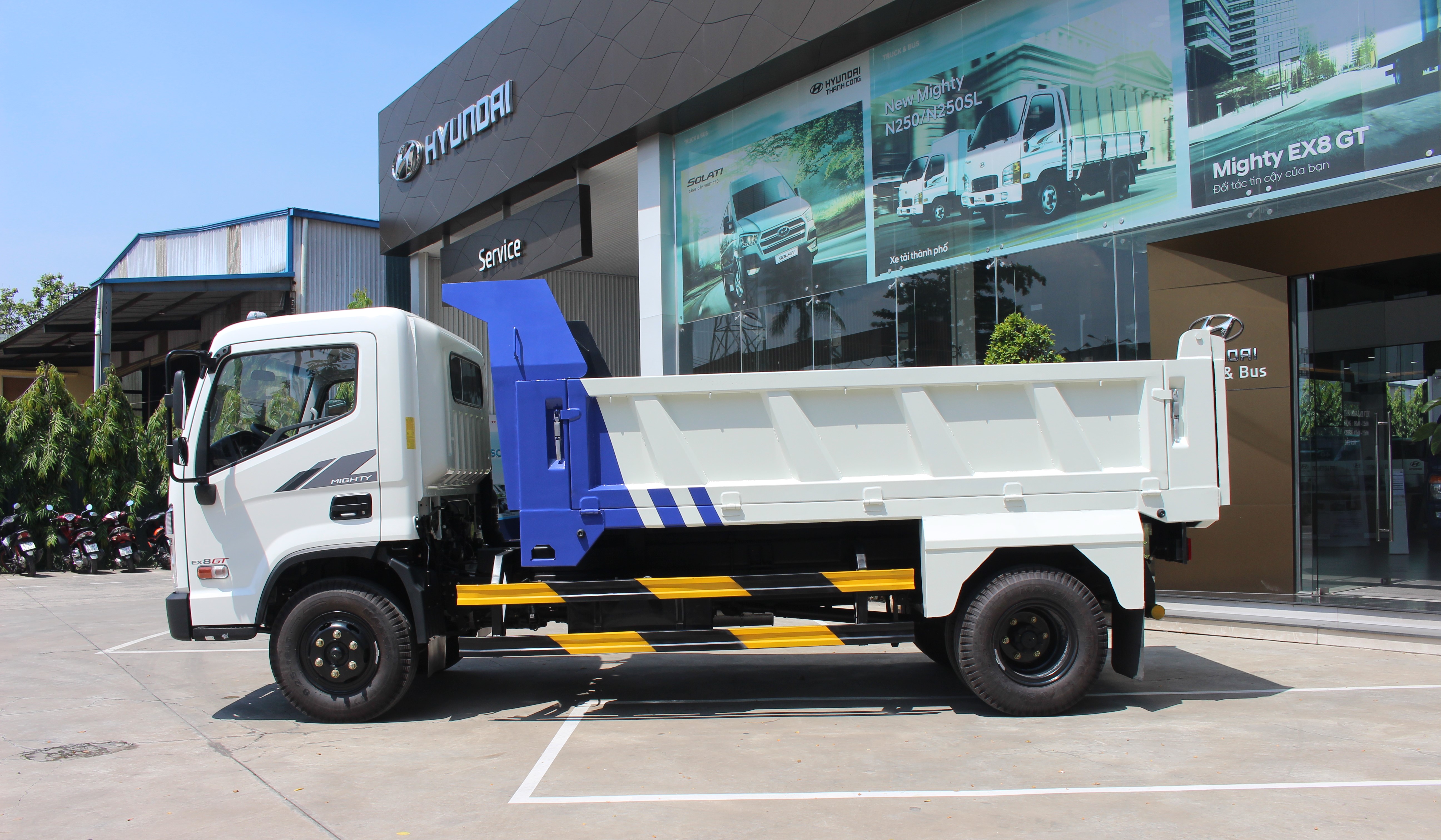 Hyundai Ex8 GT - Tải 7 Tấn - Bản Tiêu Chuẩn, Thiết Kế Mới