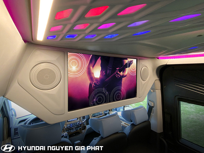 Solati Limousine DCar Hạng Thương Gia