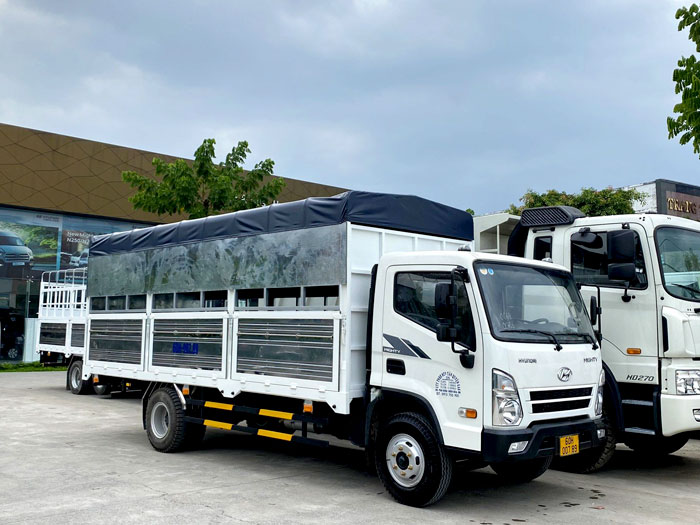 HYUNDAI MIGHTY EX8 GTL 7 TẤN THÙNG DÀI 5.8M 