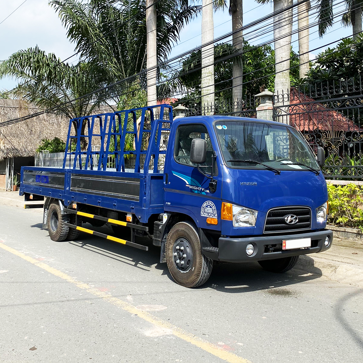 New Mighty 110SP - 7 Tấn - Thùng dài 5m