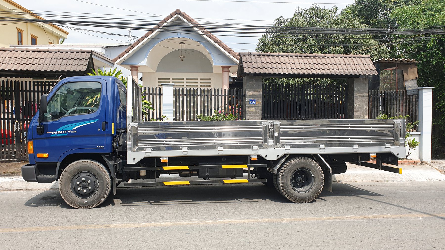 New Mighty 110SP - 7 Tấn - Thùng dài 5m