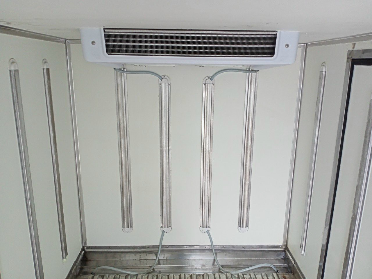 Xe tải Hyundai New Mighty 75S thùng đông lạnh