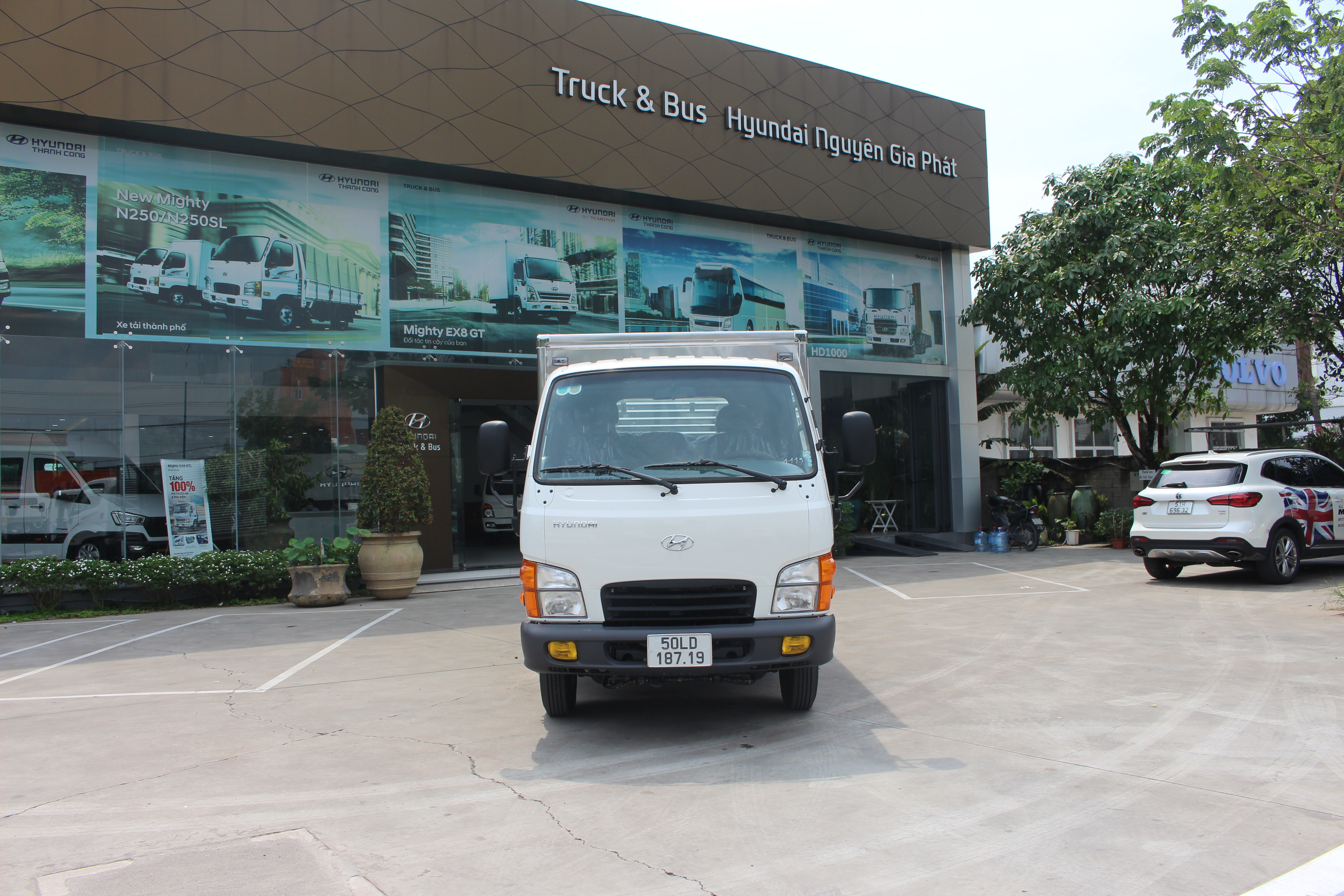 Xe tải Hyundai N250SL thùng kín