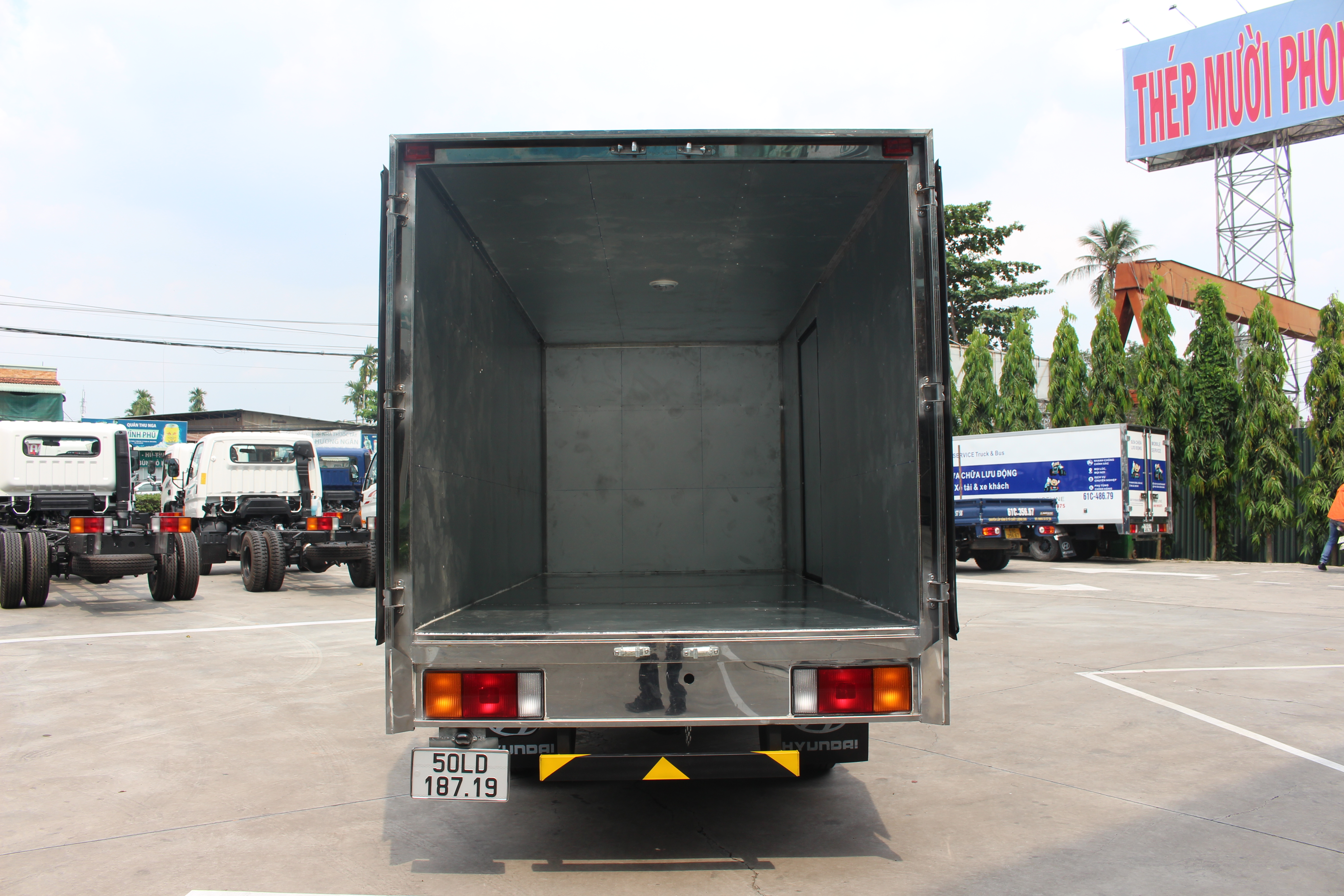 Xe tải Hyundai N250SL thùng kín