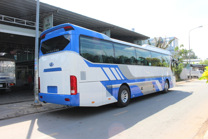 GIÁ BÁN XE KHÁCH HYUNDAI UNIVERSE 45 - 47 CHỖ MỚI NHẤT 2021