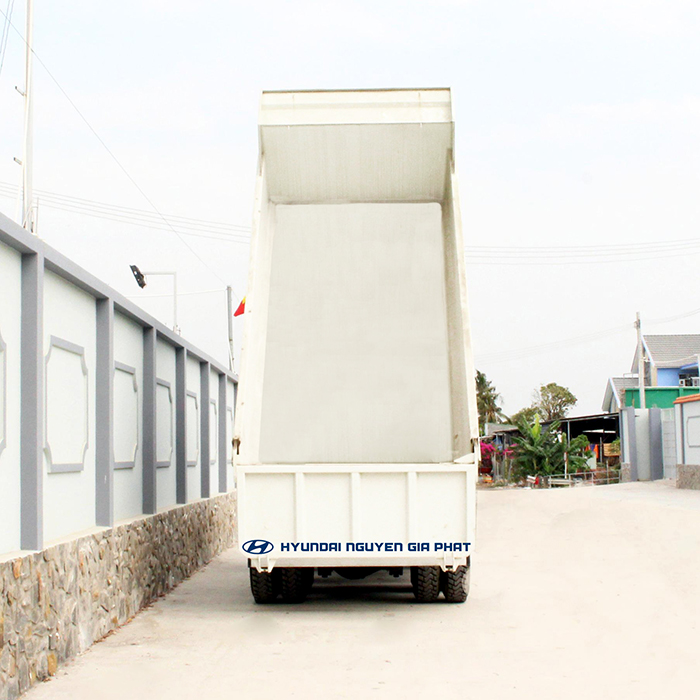 Xe Ben Hyundai HD270 