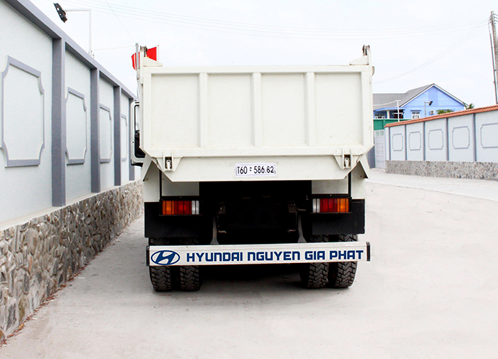 Xe Ben Hyundai HD270 