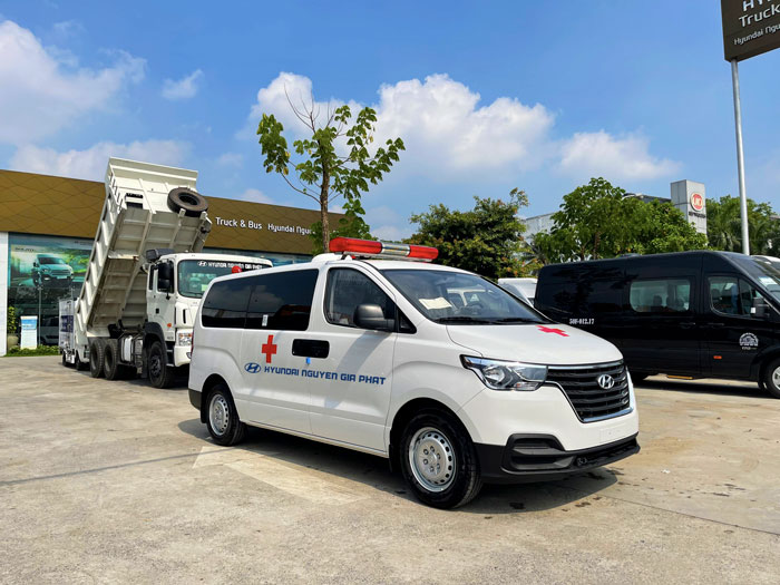 Xe cứu thương Hyundai Starex