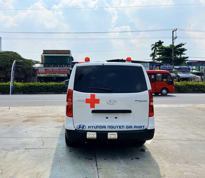Xe cứu thương Hyundai Starex