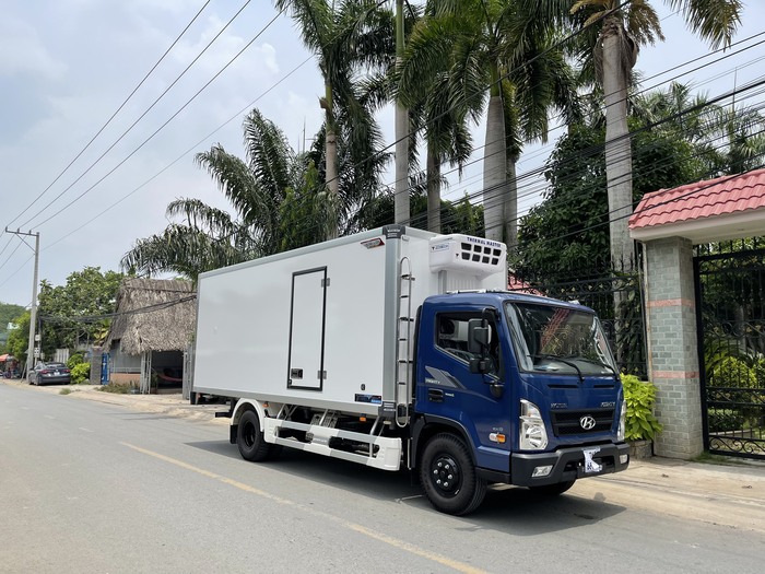 Hyundai EX8L Đông Lạnh chính hãng-Hỗ trợ TRẢ GÓP LÊN ĐẾN 80%