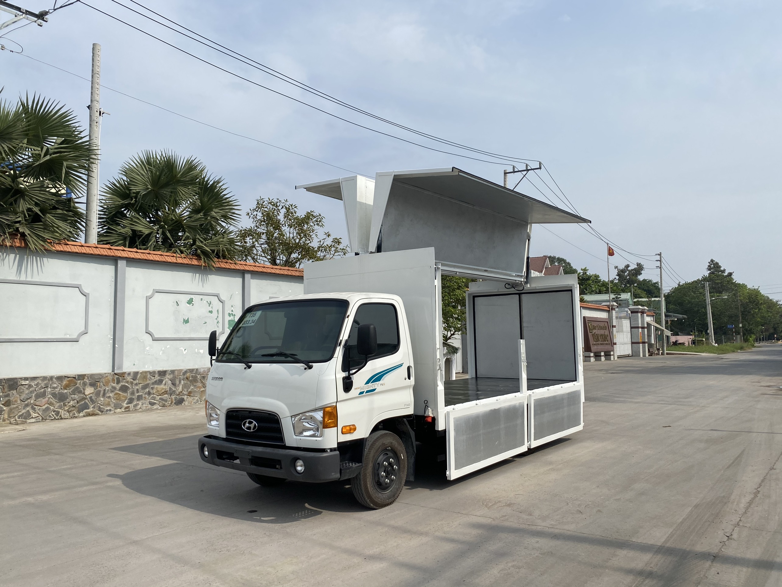 NEW MIGHTY 75S - 3,5 TẤN - 4 TẤN