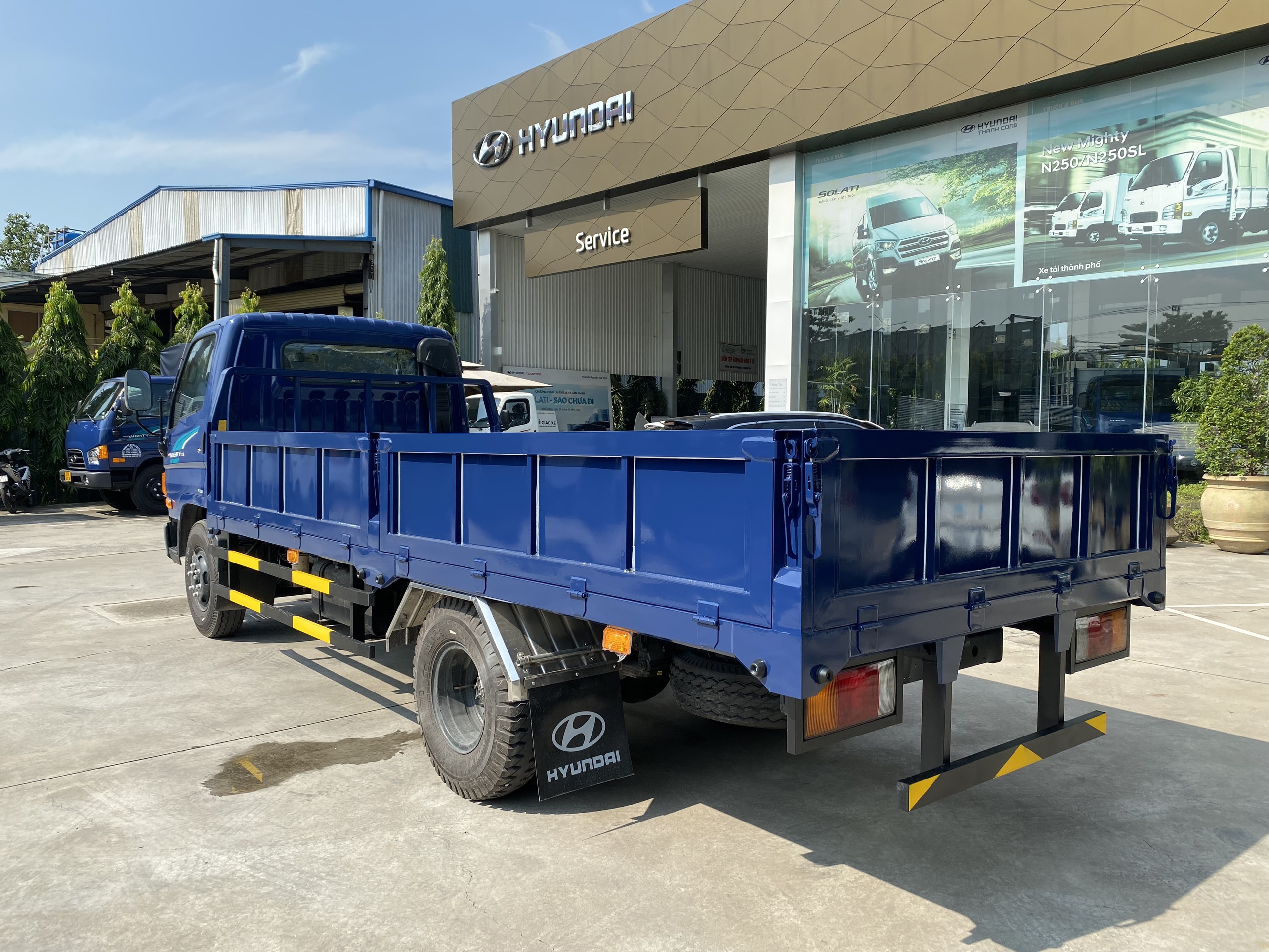 Xe tải Hyundai Mighty 110SP thùng lửng 